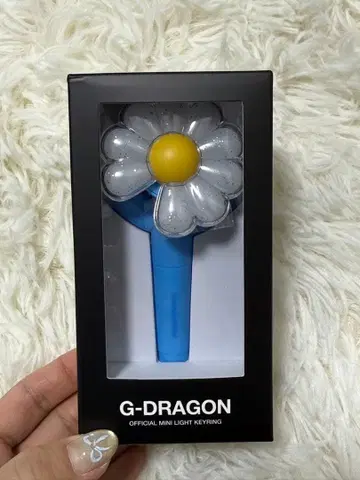 G-DRAGON 공식 Ubermensch 서울 한정판 미니 응원봉 키링