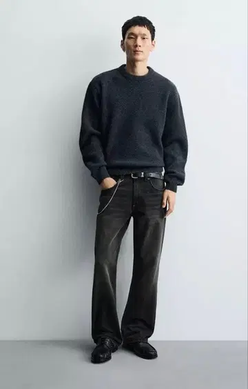 텍스처 박시핏 스웨터