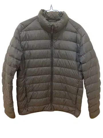 유니클로 L 사이즈 울트라 라이트 다운 네이비 UNIQLO