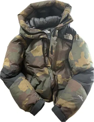 THE NORTH FACE 바르톨로 카모플라쥬 다운 자켓 L 사이즈