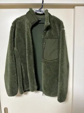 유니클로 방풍 보아 플리스 자켓 ( 카키 )