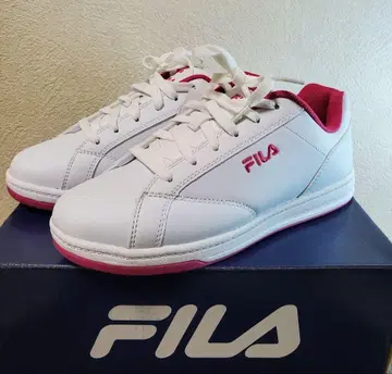 미사용 새상품 박스 있음 FILA 화이트 핑크 스니커즈 24cm