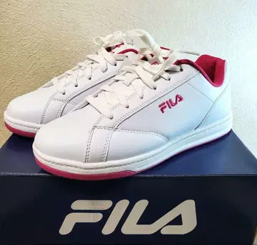 미사용 새상품 박스 있음 FILA 화이트 핑크 스니커즈 24cm