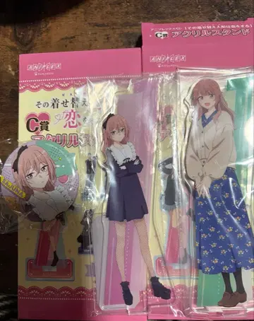 그 비스크 돌은 사랑을 한다 아크릴 스탠드 캔 배지