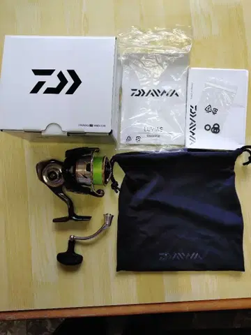 DAIWA LT3000S-CXH 스피닝 릴