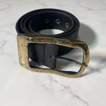 [ 새상품급 ] 투모로우랜드 벨트 프랭크 다니엘 콜라보 빈티지 가공 가죽