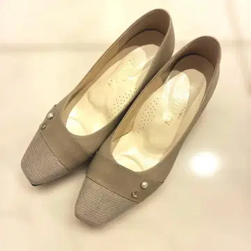 새상품급 펌프스 24cm EEE 긴자 발이 아프지 않은 신발 마티노스