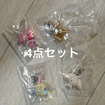 산리오 캐릭터즈 윳토 메지루시 액세서리 4개 세트