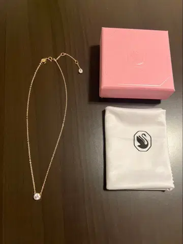 스와로브스키 ( Swarovski ) 목걸이