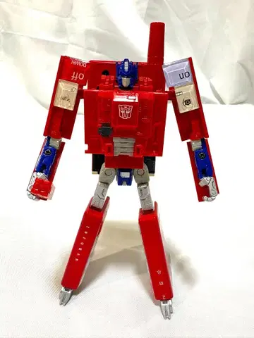 INFOBAR OPTIMUS PRIME (NISIKIGOI)
