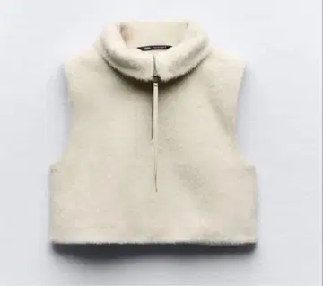 미사용 새상품 ZARA 아이보리 인조 모피 하프 지퍼 베스트