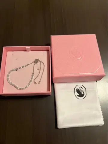 스와로브스키 ( Swarovski ) 팔찌