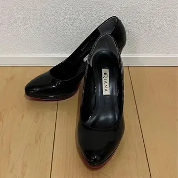 DIANA 다이애나 에나멜 펌프스 레드 밑창 22.5 하이힐