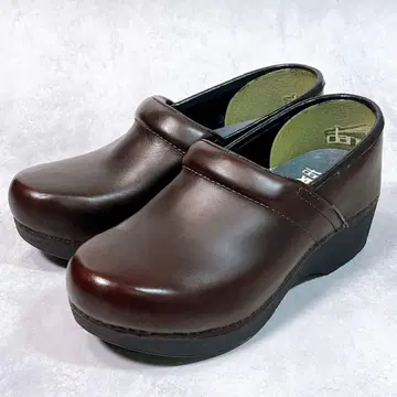 [ 단스코 ] 사보 샌들 (38) 프로페셔널 크로그 통굽 브라운