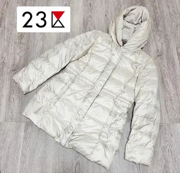23구 다운 코트 38 M 사이즈 후드 부착 화이트 페더 혼방 경량