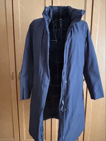 유니클로 하이브리드 다운 S 사이즈