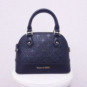 메종 드 플뢰르 FREUR 모노그램 하프문 보스턴 백