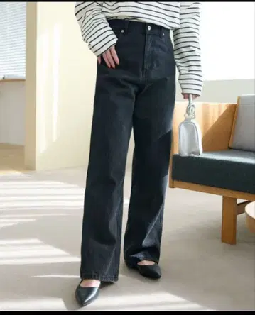 DISCOAT 블랙 데님 팬츠 M 사이즈