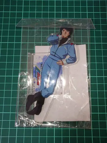 카미유 비단 아크릴 스탠드 외장 상태 하자 있음