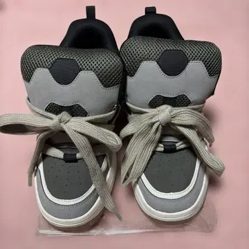 ZARA 스니커즈 43