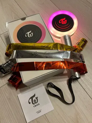 TWICE CANDYBONG Z 2019 월드투어 은색 테이프 3개 포함