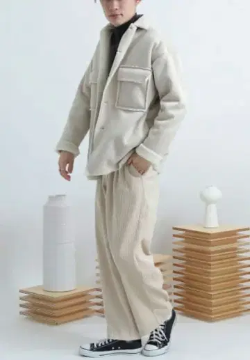 센스 오브 플레이스 어반 리서치 무스탕 보아 자켓 아이보리 M