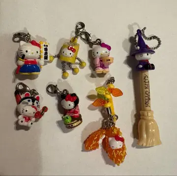 지역 한정 키티 참 6개 덤 포함