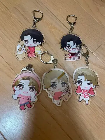 M!LK 소노 슌타 아크릴 키링