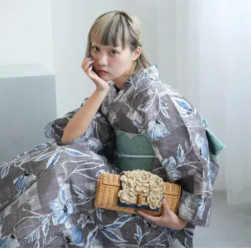 새상품 utatane 니코앤티크 번짐 아네모네 그레이 유카타 단품