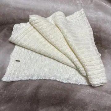 아이보리 니트 머플러 로고 플레이트 포함 대형 45 240 미사용 새상품