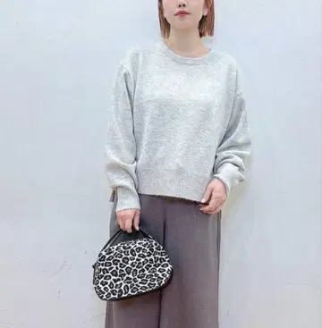 글로벌 워크 후와후와 Hug me 크루 숏 기장