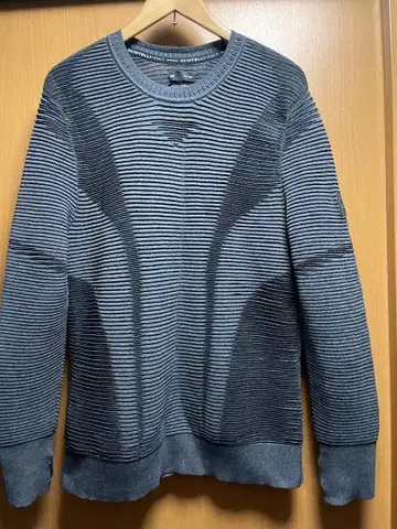 언더아머 인텔리 니트