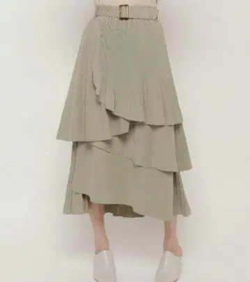새상품 레이디 아젤 플리츠 스커트 카키
