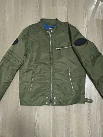 MA-1 스타일 자켓 올리브 그린