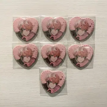 아카기 웬 하트 캔뱃지