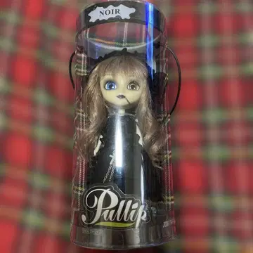 리틀 풀립 누아르