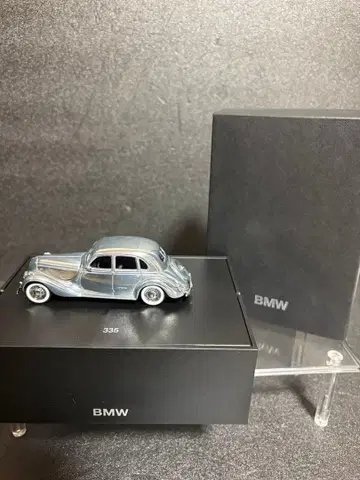 딜러 정품 BMW 1/43 BMW335