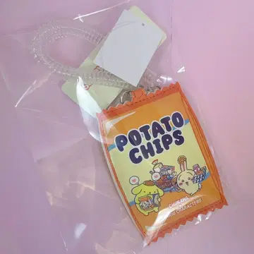 치이카와 x 산리오 캐릭터즈 패스 케이스 ( 폼폼푸딩 & 토끼 )