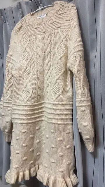 ZARA 아이보리 케이블 니트 원피스