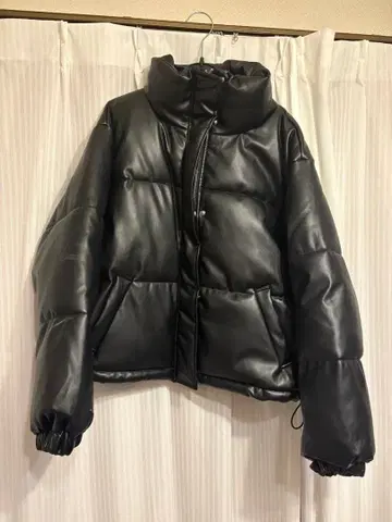 NICE CLAUP 스탠드 카라 충전솜 블루종