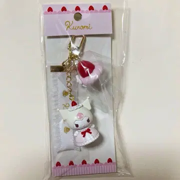새상품 쿠로미 키링 (딸기 휘핑 케이크)
