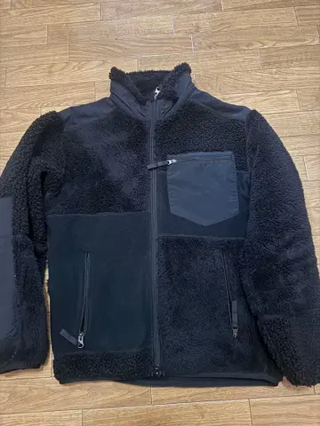 UNIQLO 엔지니어드 가먼츠 콤비네이션 플리스 자켓