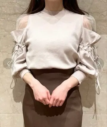 SNIDEL 시스루 숄더 니트 풀오버 핑크 베이지