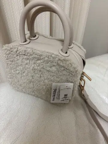 내추럴 뷰티 베이직 퍼 백