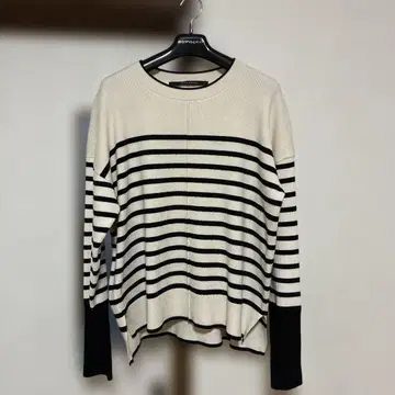 예카베카 보더 긴팔 니트 F 사이즈