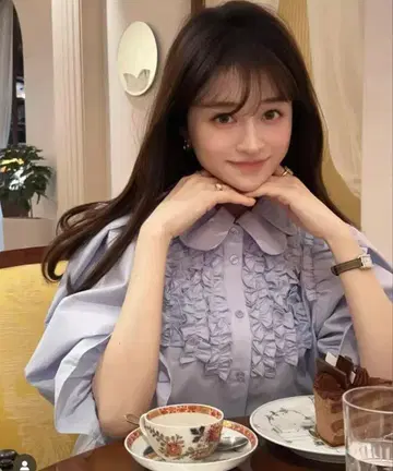 Bibiy CORA PUFF BLOUSE bibiy 블루 블라우스