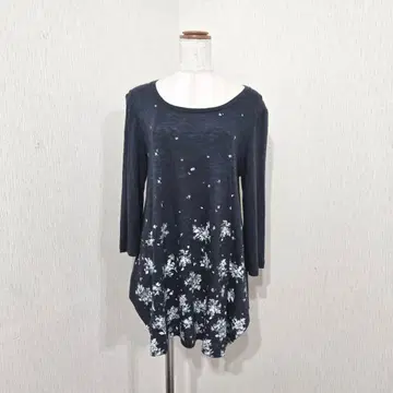 차오패닉 눈꽃 패턴 프린트 튜닉 니트 (M) 네이비 계열 귀여움