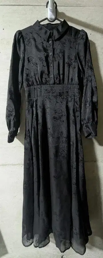 MAJESTIC LEGON 플로키 플라워 셔츠 원피스