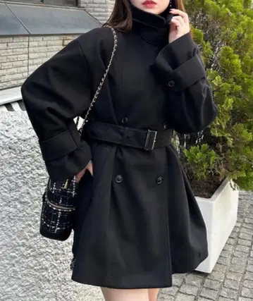 새상품 INGNI 미디 기장 트렌치코트 블랙