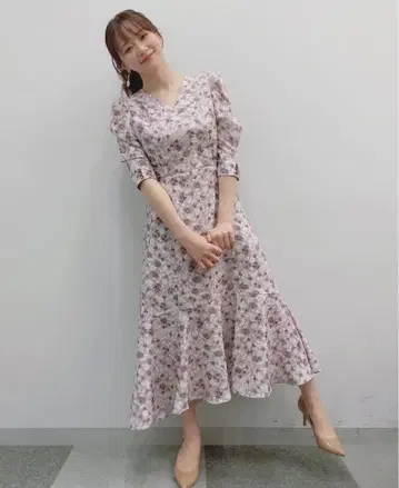 Apuweiser-riche 플라워 프린트 원피스